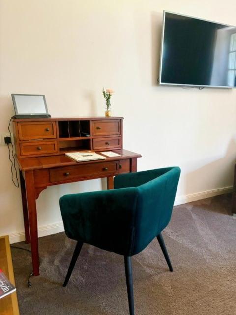 Deluxe Junior Suite